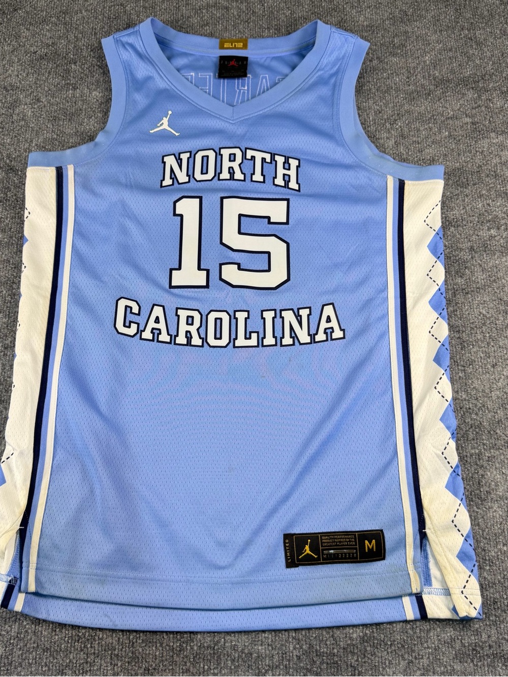 Jordan North Carolina Tar Heels Vince Carter #15 Jersey Size M UNC Blue